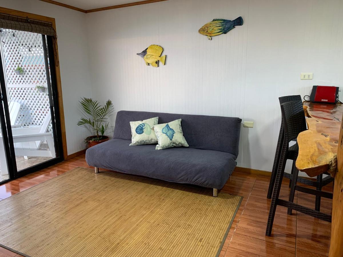 Cabanas & Hostal Tojika Hanga Roa Eksteriør bilde