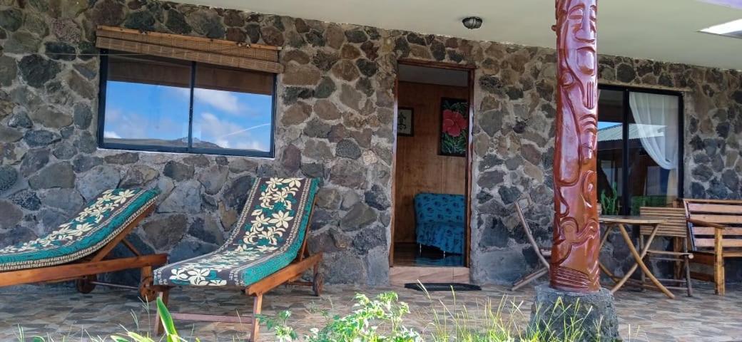 Cabanas & Hostal Tojika Hanga Roa Eksteriør bilde