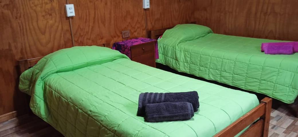 Cabanas & Hostal Tojika Hanga Roa Eksteriør bilde